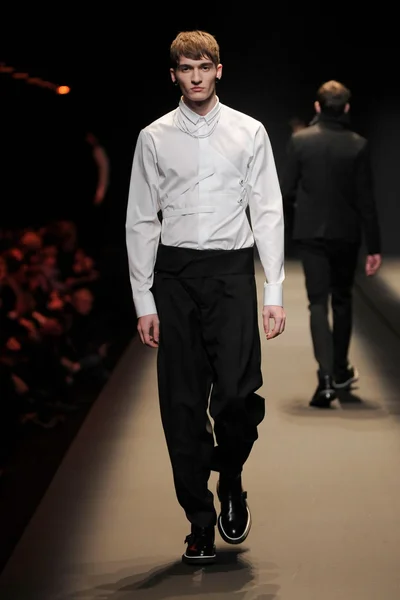 Look 39